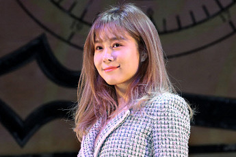 옥주현, 4년 만에 다시 꺼낸 ‘옥장판’ 논란…김호영에 공개 설명 요구