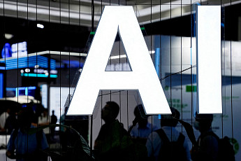 AI 충격, 산업혁명보다 클 수도…노벨상 수상자 등 200명 “당장 행동해야”