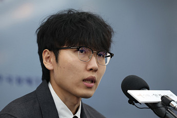 이세돌-알파고 이후 10년⋯신진서 “카타고 상대로 3승 도전”