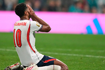 분노 못 참고 뒤통수 '퍽'⋯벨링엄, FIFA 사후 징계 받나 [북중미 월드컵]