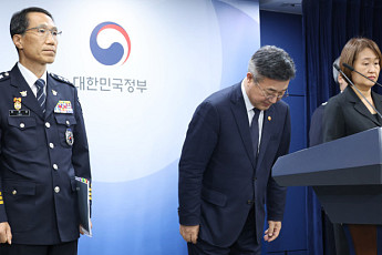윤호중 행안장관, 경찰 비리 ‘발본색원’ 나선다⋯