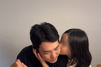 주상욱, 생일도 '김부장' 스럽게⋯차예련 