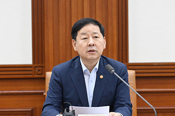 구윤철 