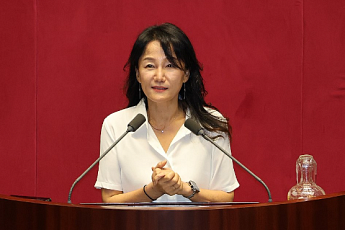 이재정 문체위원장, '지역서점 인증제' 도입 출판법 개정안 발의