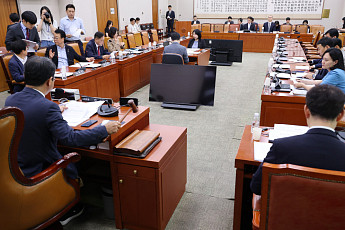 여야, 법사소위서 선관위 특검법 심사…수사 범위 등 이견 재확인