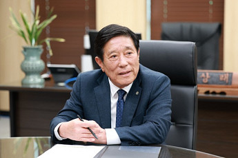 조상래 전남 광주특별시 곡성군수...