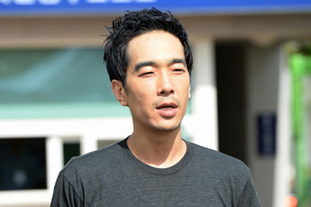 고영욱, 비비 ‘워터밤’ 저격…“누가 더 많이 벗나 경쟁하는 대회냐”