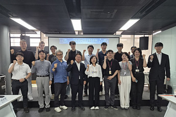 투명 양면 LED, 백남준아트센터에 들어섰다…차세대 디스플레이 실증 확대