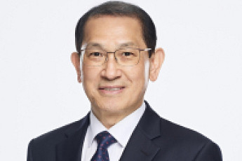 [시론] “삶의 무대에서 내려오지 마라”