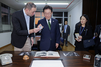 소년공 출신 李대통령, 룰라 정치적 뿌리 금속노조 찾았다