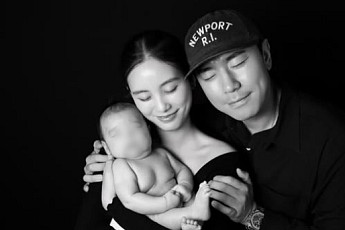이시언♥서지승, 생후 50일 아들과 함께⋯
