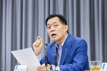 수원시, 12년만에 공직자 해외파견…미국·영국 대학서 정책연구