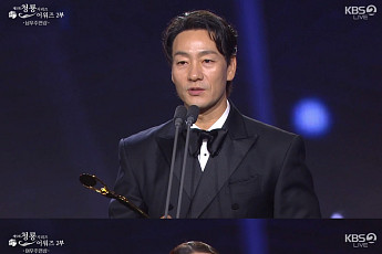 '청룡시리즈어워즈' 남여우주연상, '허수아비' 박해수⋯'레이디 두아' 신혜선 수상