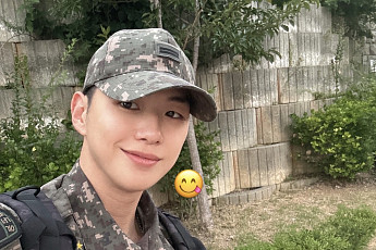 “조교가 이렇게 훈훈해도 되나”⋯강다니엘, 군복 셀카 공개