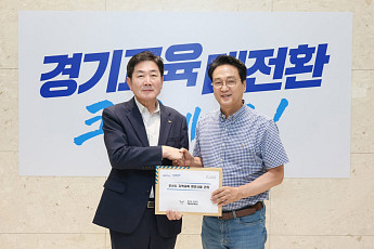 조용호 오산시장, 안민석 경기교육감 만났다…학교신설·오산교육지원청 건의