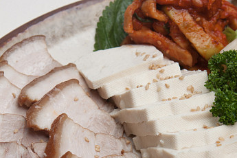 '2TV 생생정보' 오늘방송맛집- 밥 됩니까, 두부 김치 보쌈 맛집 '초○○○○'