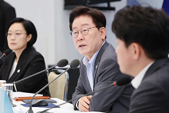 李 “자주국방, 가장 큰 과제…대북 평화정책 계속”[종합]
