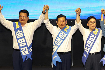 김민석 “대구 2·28도 헌법 전문 담아야”…정청래 “호남 반도체 내가 제일 잘할 것”