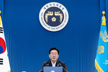 李대통령 ”보병 중심 군 구조 더는 불가능…선택적 모병제 도입”