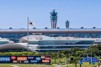 인천공항,  사상 첫 국제선 여객 세계 1위…상반기 3839만 명