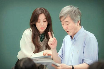 정려원, 故 안판석 감독 애도…“빈소서 비틀즈 노래에 많이 울어”