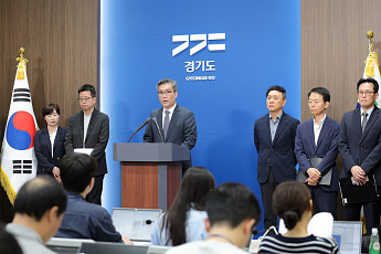 추미애, 지방채 추가 없이 5465억 덜어 민생 채웠다