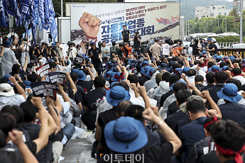 성과급에 엇갈린 노사⋯현대차 임협 잠정합의ㆍSK하닉 조합원 투표 부결