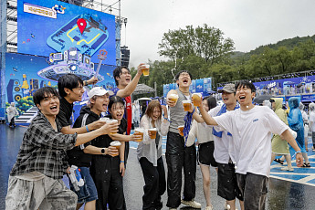 2026 카스쿨 페스티벌…'음악·워터쇼·맥주가 한자리에'