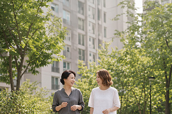 9월호 딸이 챙기는 엄마의 건강, 하루 10분 걷기