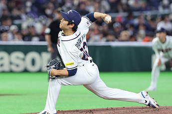 AG 차출에 갈리는 KBO 순위 싸움⋯ktㆍ두산은 '고비', KIAㆍ삼성은 '기회'