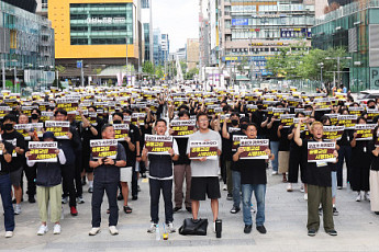 ‘인적분할’ 막으려는 노조...카카오, 경영 효율ㆍ조직 안정 ‘과제’ [카카오 공동교섭 선포]