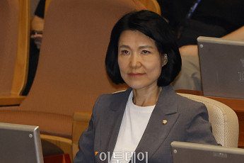 국회 본회의, 이진숙 제명 촉구 결의안 등 가결 [포토]
