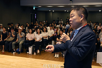 와이즈포럼, 김학균 신영증권 리서치센터장 '투자에 대한 생각' [포토]