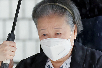 ‘정교유착’ 한학자 1심 징역 2년…法 “교세 확장 위해 정치세력과 결탁”