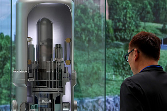 ‘제2 반도체’ 찾는다…SMR·우주·바이오 등 미래엔진에 62.8조 [2027예산]