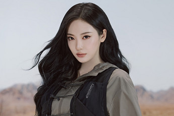 디스커버리, 에스파 닝닝과 가을 아우터 선보인다