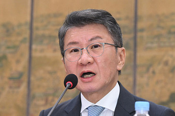 정몽규 전 축구협회장 경찰 출석⋯홍명보 선임 개입 의혹