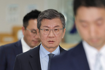 ‘계열사 자료 허위제출’ 정몽규, 첫 재판서 혐의 부인…“친족 회사 주식 없어”