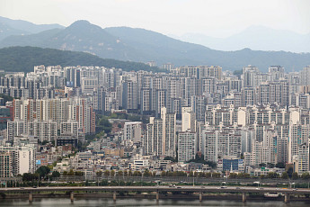 집값 상승세 안 꺾이면…2030년 서울 22개구서 종부세