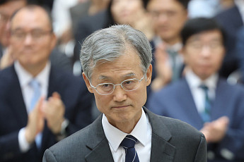 조희대, 한 달 장고 끝에 재제청 거부…“헌법적 근거 찾을 수 없어”