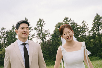 ‘나는 솔로’ 21기 영철, 배우 이지연과 결혼⋯예비신부 정체에 ‘깜짝’