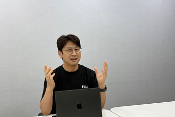 프런티어 AI도 모르는 조선소 언어…플리토 ‘오톡’은 사투리·은어까지 통번역