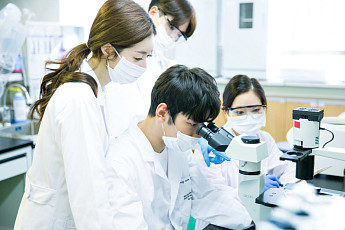 美, 중국 신약 기술도입 규제서 제외 검토…K바이오 ‘반사이익’ 불투명
