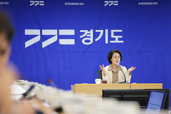 추미애, ‘재정 조기경보’ 구축 지시…세입·채무위험 상시감시