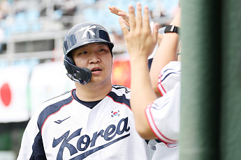 '만루포 두 방' 한국 야구, 태국에 18-1 콜드승⋯25일 슈퍼라운드 [아시안게임]