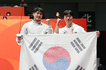오상욱, 발목 부상 딛고 사브르 2연패⋯中 선천펑 제압 [아시안게임]
