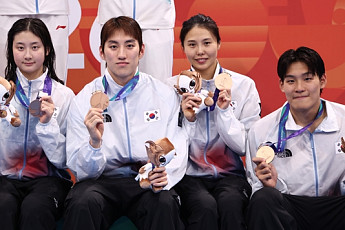 김영범 막판 역전⋯혼성 혼계영 400m 한국新 동메달 [아시안게임]