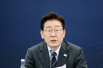 李대통령 “韓 증시 저평가 벗어나…지금이 투자 기회”