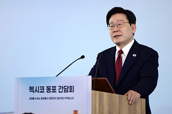 李대통령, 연임론 선긋고 개혁 속도조절 강조…유시민 겨냥한 듯