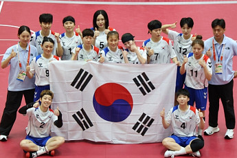 ‘높은 태국의 벽’ 세팍타크로 여자 팀레구, 3회 연속 은메달 [아시안게임]